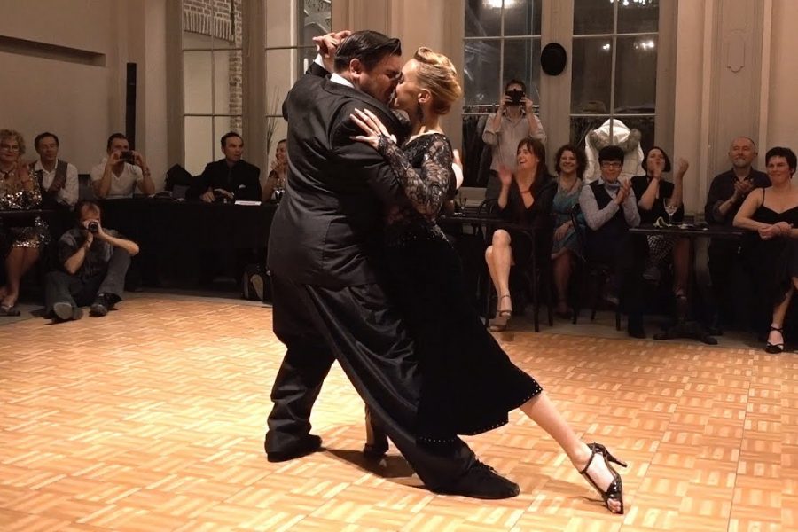 che dire…..braviIf you enjoy the work (video), please support it:  Ghent Tango…